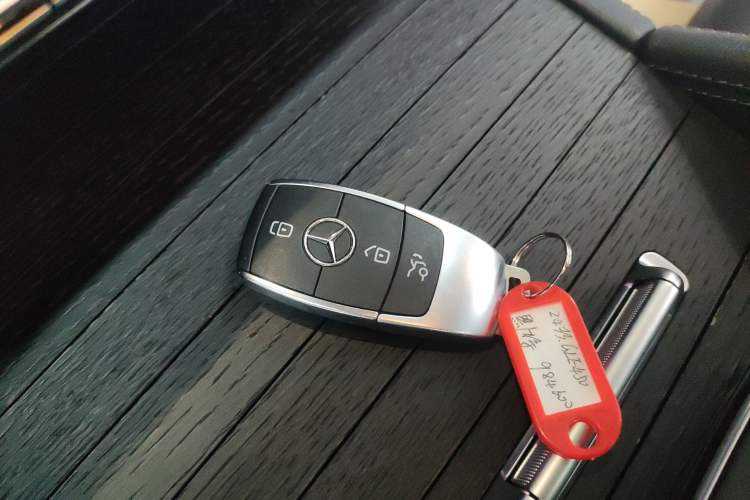 Used Mercedes-Benz GLE 2024 GLE 450 4MATIC Luxury Model
