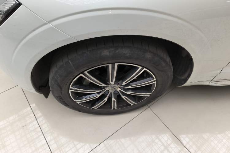 Used Volvo XC60 2021 T5 4x4 Smart Luxury Edition