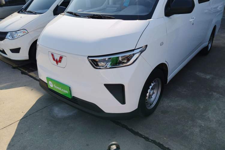 TDK.VehicleDetails.img