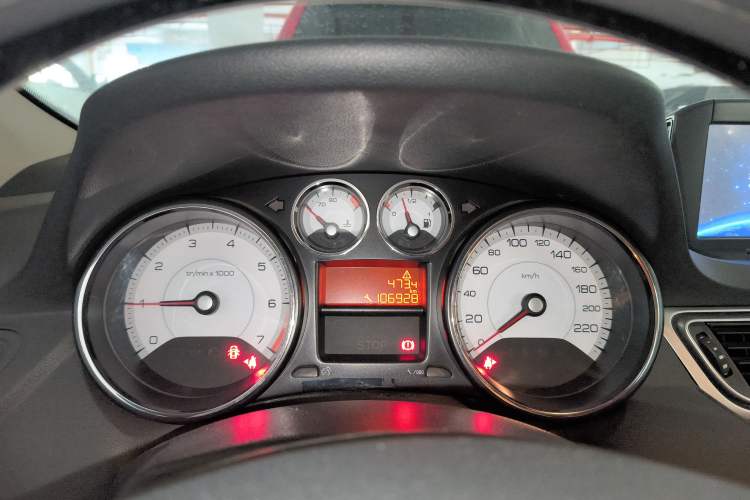 Used Peugeot 308 2014 Enjoy Edition Classic 1.6L Manual YouShang Model