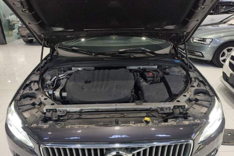 Used Volvo S90 2021 B5 Zhiyuan Luxury Edition
