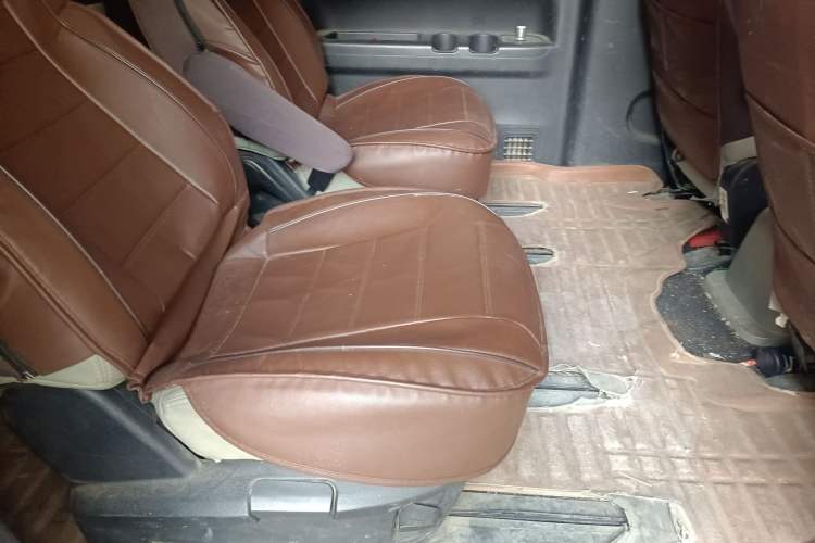 Used  M4 2016 2.0L manual Comfort trim level
