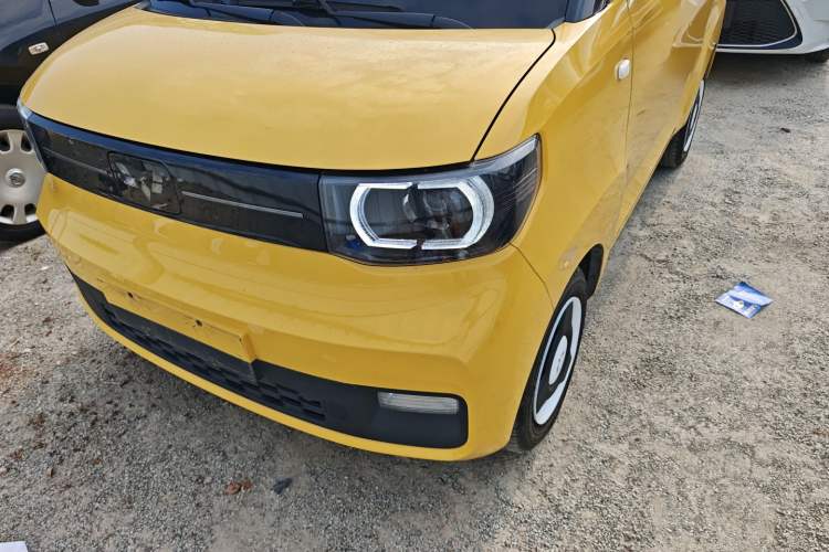 Used Wuling Hongguang MINIEV 2022 Macaron Premium Model – Lithium Ternary Battery
