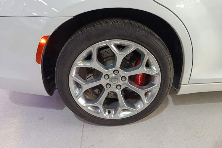 Used Chrysler 300C 2016 3.0L Supreme Edition