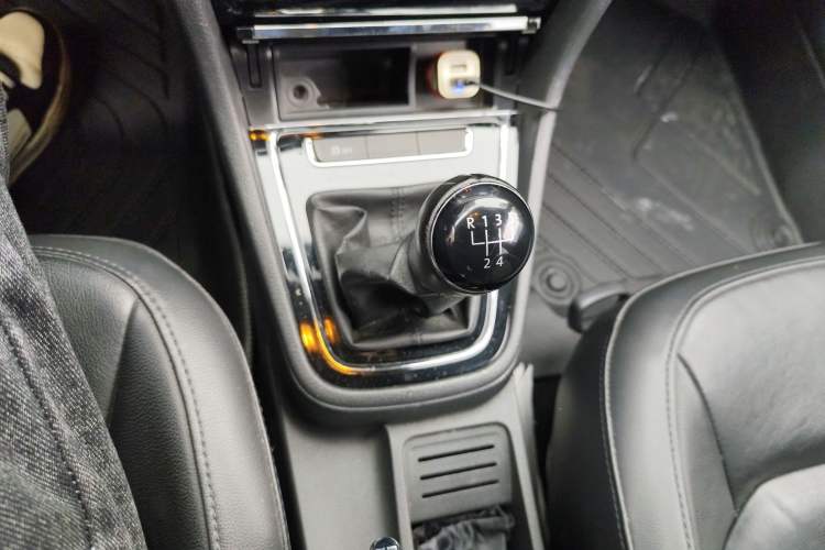 Used Volkswagen Bora 2013 1.6L Manual Comfort Model