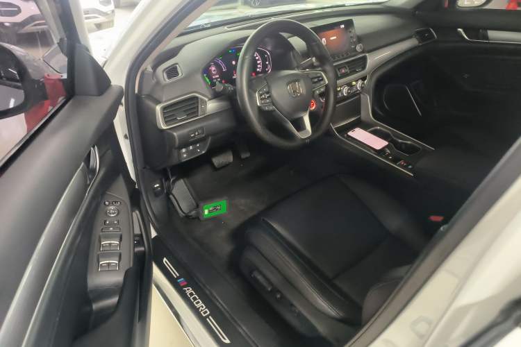 Used Honda Accord 2018 Rui Hybrid 2.0L Rui Ling Edition China VI
