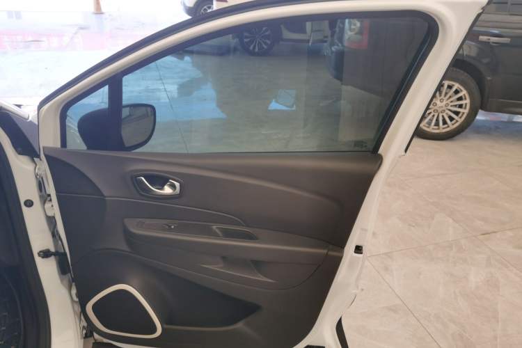 Used Renault Captur 2018 TCe190 Urban Style Edition
