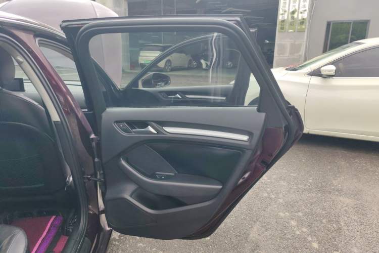 Used Audi A3 2014 Sportback 35 TFSI Automatic Comfort Model
