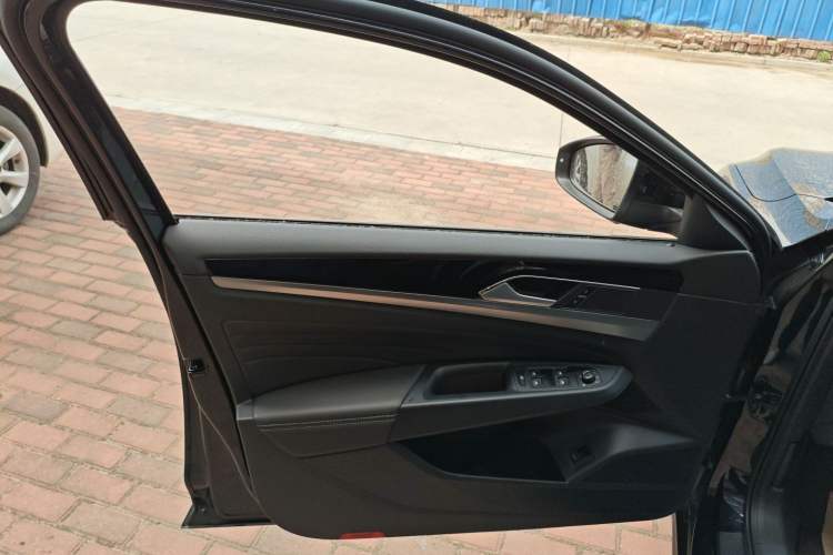 Used Volkswagen Passat 2024 380TSI Starry Luxury Edition
