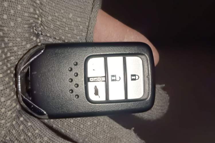 Used Honda UR-V 2017 240TURBO Two-Wheel Drive Luxury Edition China V
