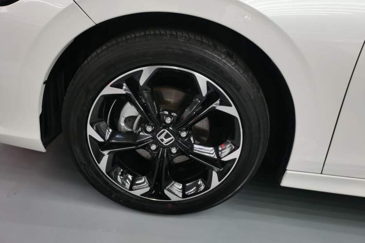 Used Honda Civic 2022 240TURBO CVT Dynamic Edition
