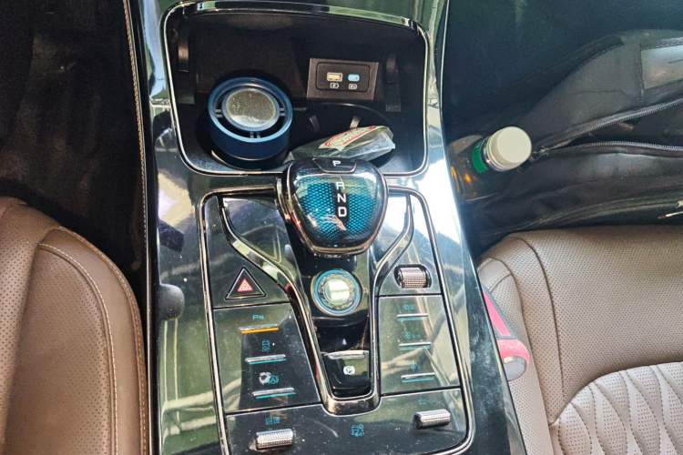 Used BYD Han 2023 EV Champion Edition 605KM Front-Drive Premium Model
