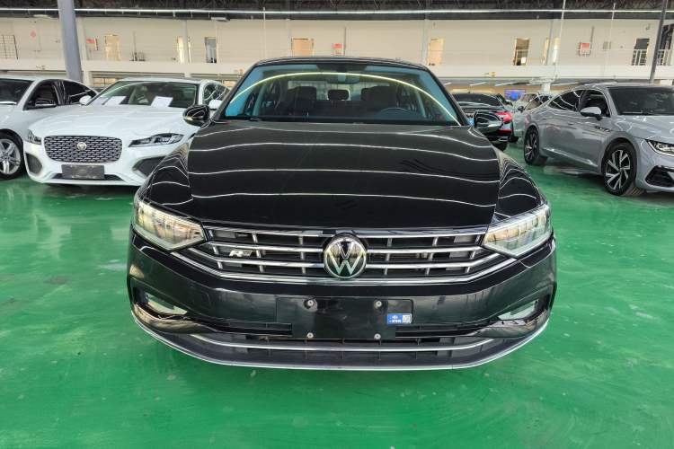 Used Volkswagen Magotan 2020 330TSI DSG Luxury Edition
