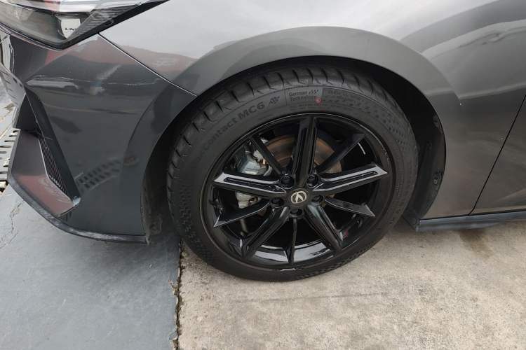 Used Changan UNI-V 2022 1.5T Prestige Version