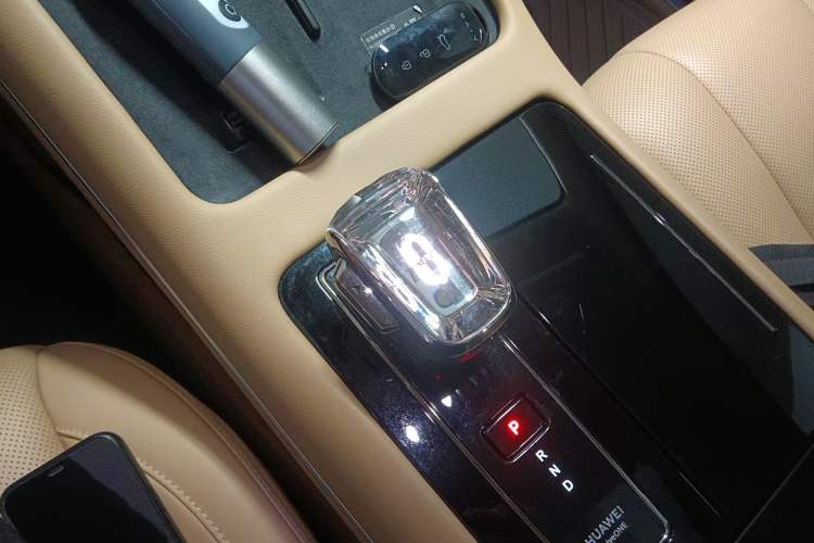 Used Hima AITO M7 2024 1.5T Rear-Drive Plus Version 5 Seats
