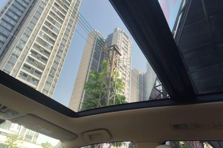 Used Toyota Highlander 2018 2.0T Four-Wheel Drive Luxury Edition 7 Seats China V Emission Standard