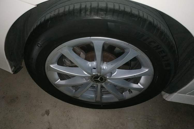 Used Mercedes-Benz A-Class 2020 Restyled A 200 L Sport Sedan Fashion Version
