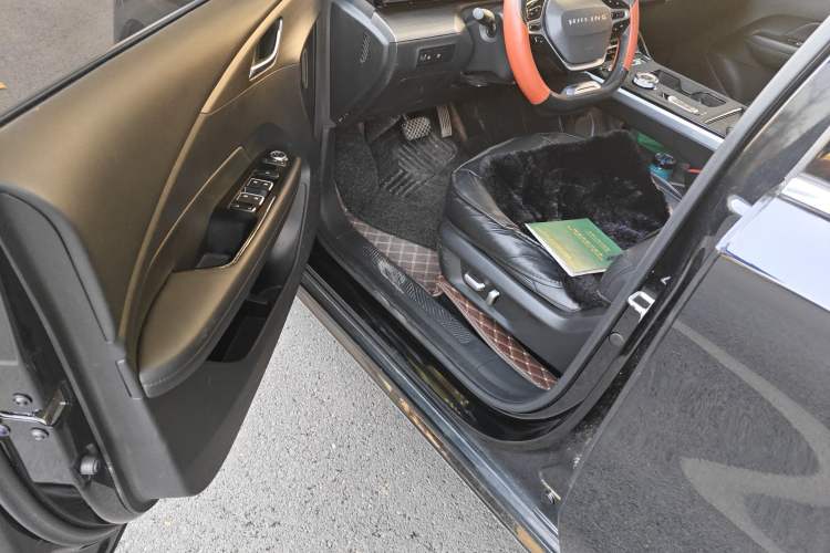 Used Wuling Xingguang 2023 150 Advanced Edition
