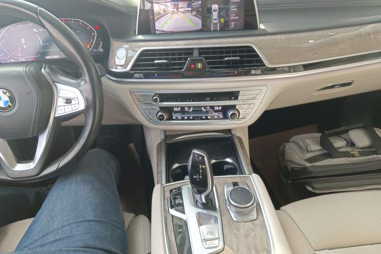 Used BMW 7 Series 2021 740Li Leading Edition Luxury Package
