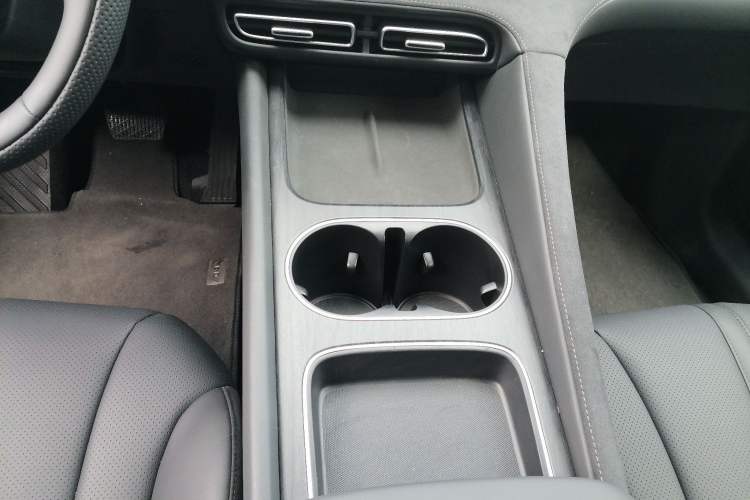 Used Roewe D7 2025 DMH 125km World Champion Excellence Edition
