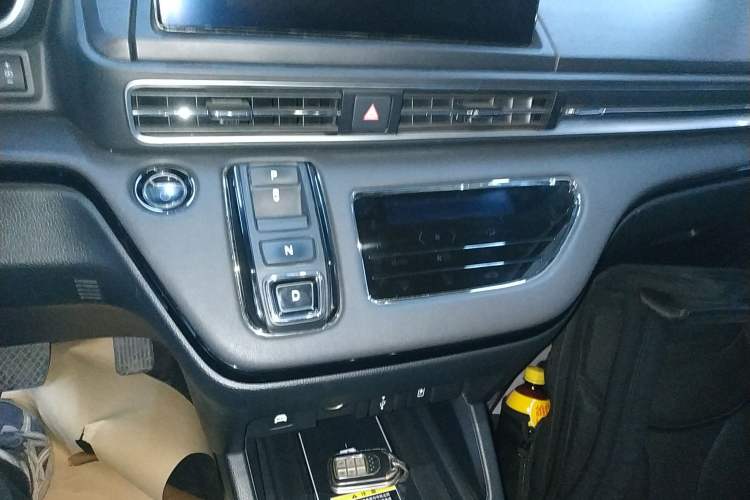 Used Honda Elysion 2022 2.0L eHEV Luxury First Edition
