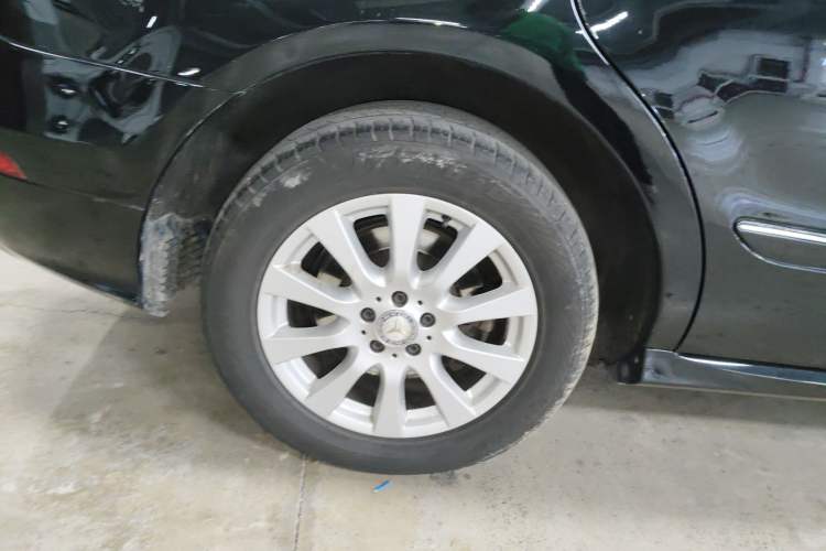 Used Mercedes-Benz R-Class 2017 R 320 4MATIC Business Edition Prestige Model
