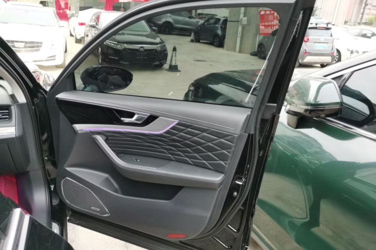 Used Hongqi HS5 2022 Revised Version 2.0T Smart Connect Flagship Edition
