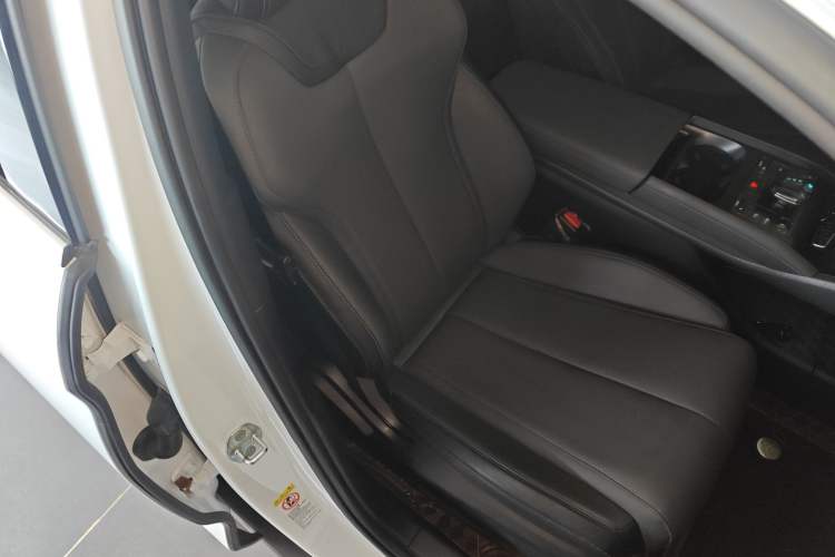 Used BYD Qin L 2024 DM-i 80KM Leading Model