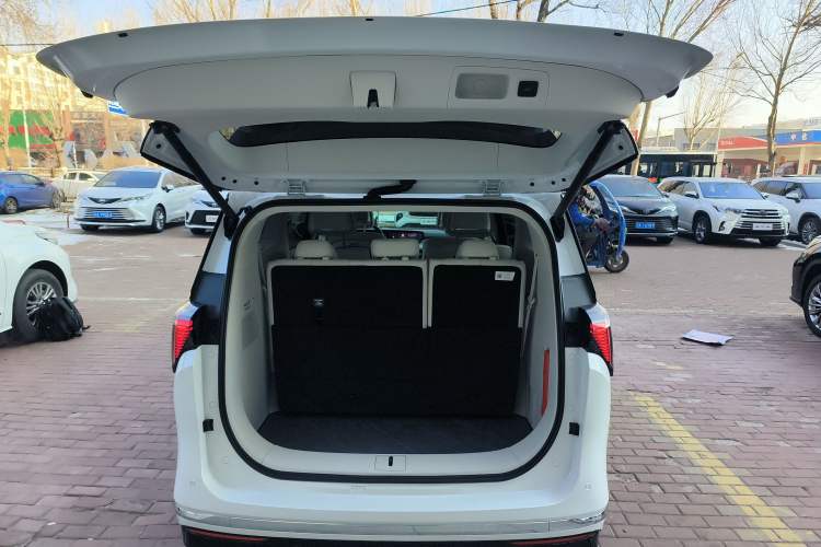 Used Buick GL8 New Energy 2024 Lu Zun Deluxe Edition 7-Seater
