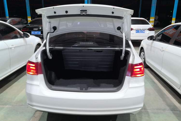 Used Volkswagen Santana 2021 1.5L Manual Fashion Edition
