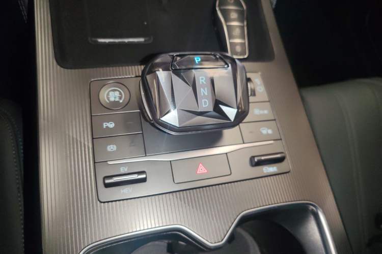 Used BYD Song L DM-i 2025 Intelligent Driving Version 160 km Beyond-Range Type