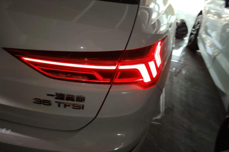 Used Audi Q3 2021 35 TFSI Fashion Dynamic Model
