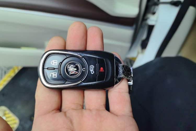 Used Buick GL8 2021 Land Cruiser Executive Class 652T Luxury Model