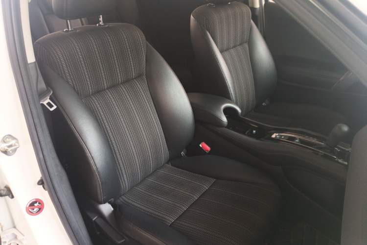 Used Honda Vezel 2017 1.8L CVT Front-Wheel Drive Pioneer Edition
