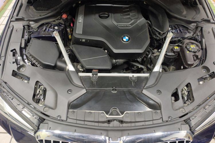 Used BMW 5 Series 2021 530i Sport Line M Sport Package
