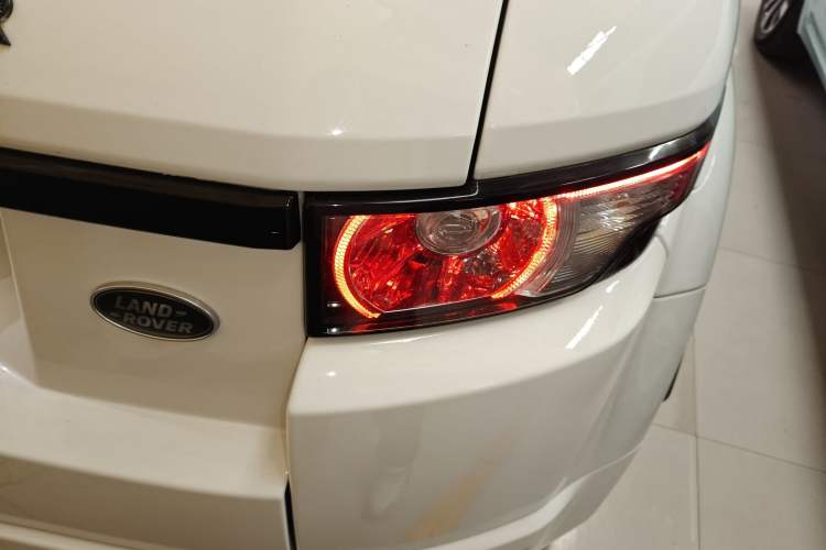 Used Land Rover Range Rover Evoque 2014 2.0T 5-Door Ignite Edition
