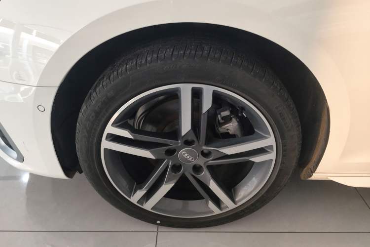 Used Audi A4L 2022 40 TFSI Fashion Dynamic Model