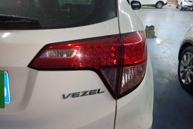 Used Honda Vezel 2017 1.5L CVT 2WD Comfort Model