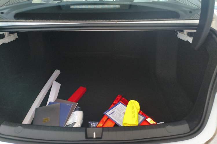 Used BYD Qin PLUS 2025 DM-i Smart Drive 55KM Leading Model
