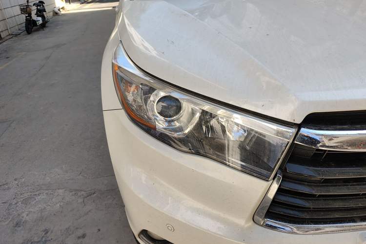 Used Toyota Highlander 2017 2.0T Four-Wheel Drive Luxury Edition 7 Seats