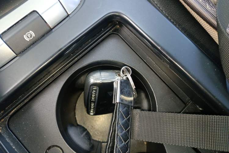 Used Land Rover Discovery Sport 2016 2.0T SE
