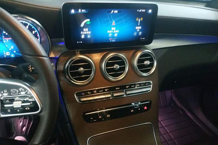 Used Mercedes-Benz GLC 2020 GLC 300 L 4MATIC Dynamic Edition
