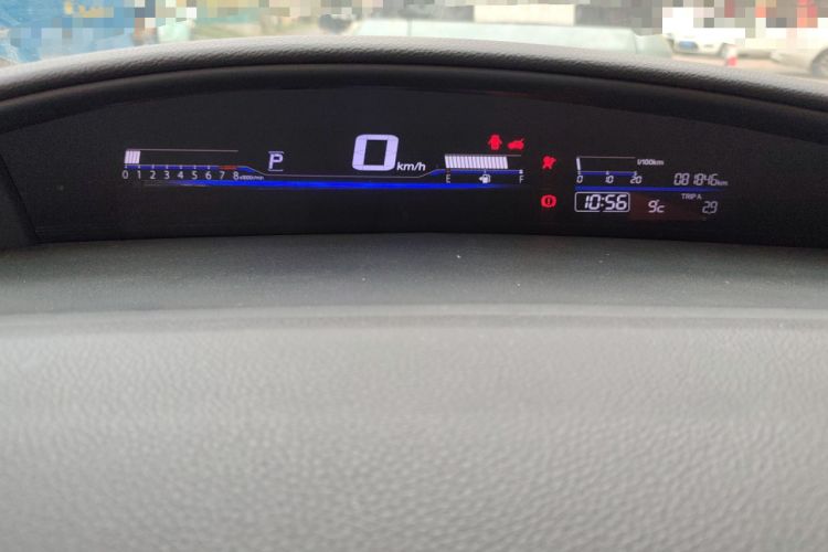 Used Honda Jade 2017 1.8L automatic Comfort version 5 seats
