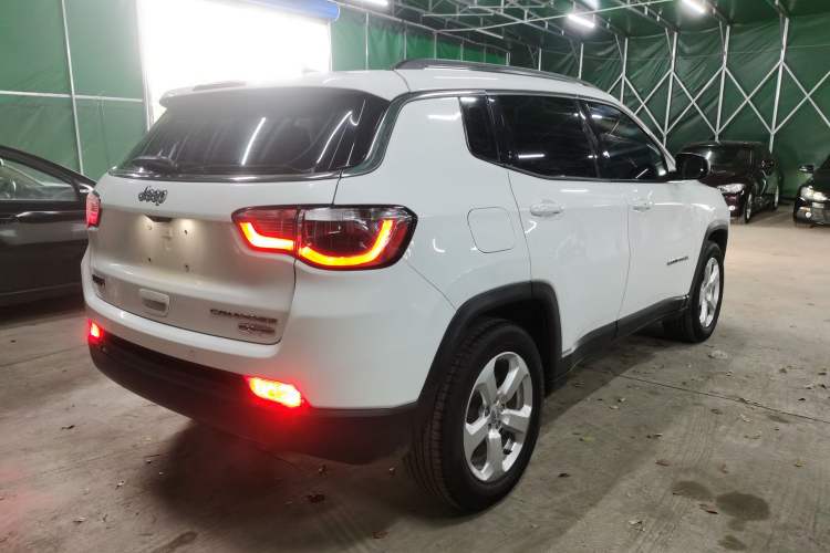 Used Jeep Compass 2019 200T Automatic Family Edition - Connected Large Screen Version