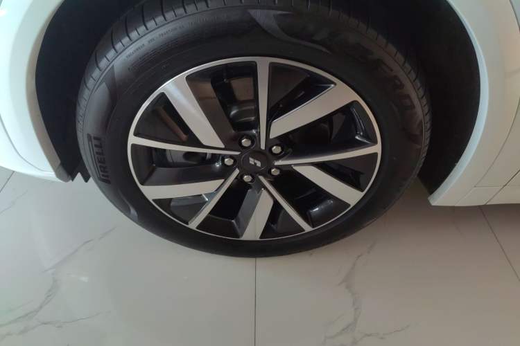 Used Li Auto L7 2023 Pro Model
