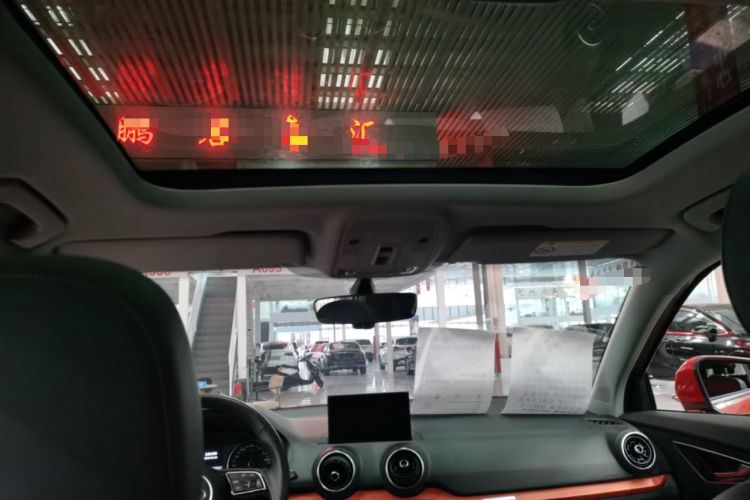 Used Audi Q2L 2018 35 TFSI Fashionable & Elegant Version China VI Emission Standard
