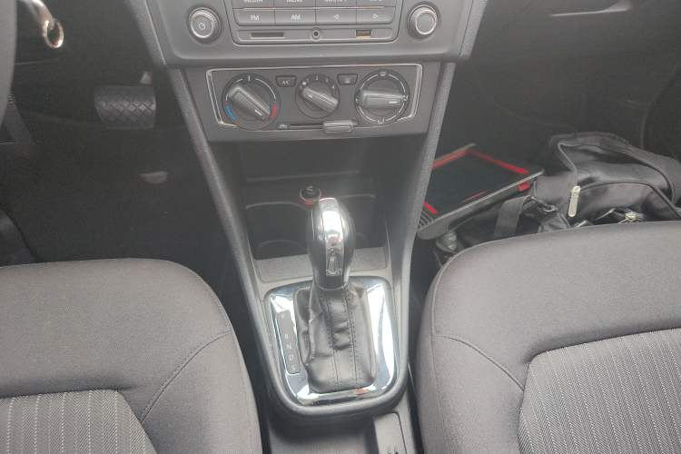 Used Volkswagen Jetta 2015 1.6L Automatic Comfort Model
