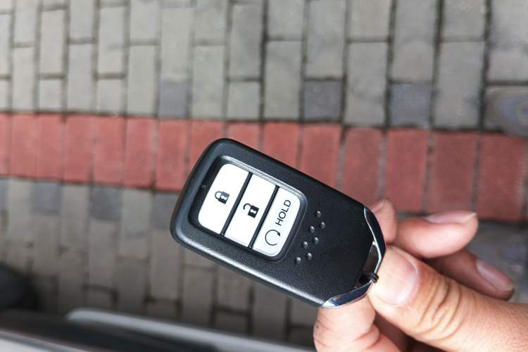 Used Honda CR-V 2017 240TURBO CVT Front-Wheel Drive Fashion Edition
