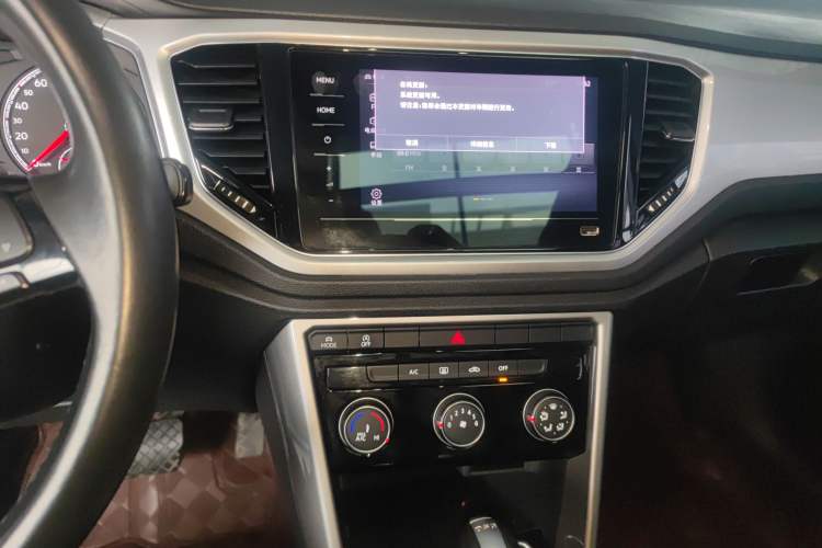 Used Volkswagen T-ROC 2022 280TSI DSG Two-Wheel Drive Elite PLUS
