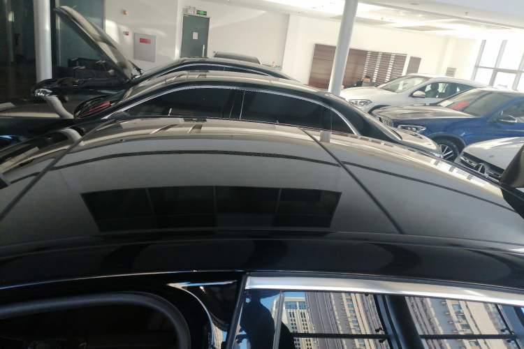 Used Mercedes-Benz E-Class 2018 Restyled E 300 L Sporty and Stylish Edition
